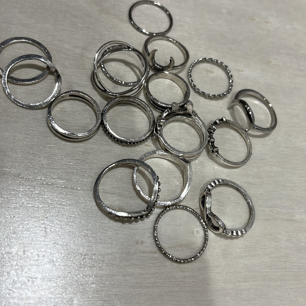 Random Ring Bundle - Picture 2 of 2
